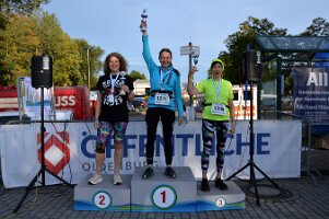 2026-08 - Hafenfestlauf - Siegerehrung - Walking Frauen