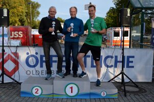 2026-08 - Hafenfestlauf - Siegerehrung - Walking Männer
